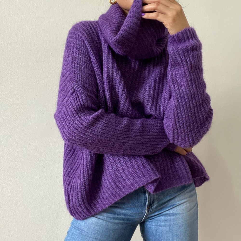 M Made In Italy Mohair & Wool Blend Oversized Cowl Neck Sweater - Picture 2 of 10